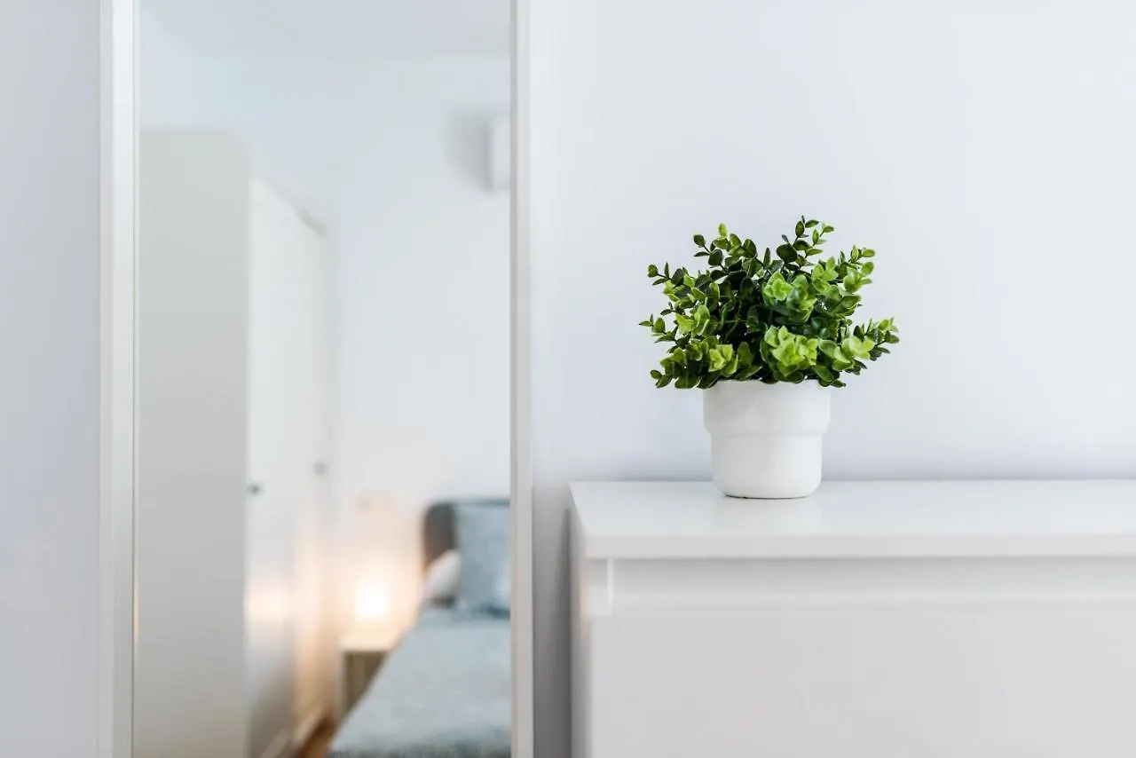 Modern Plaza De Toros Apartment With Free Parking Granada