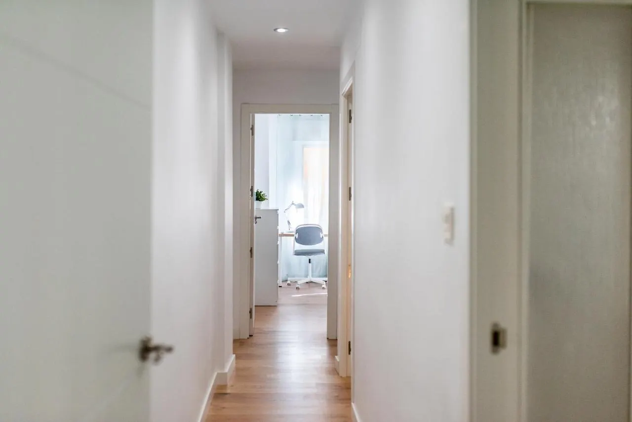 Modern Plaza De Toros Apartment With Free Parking Granada