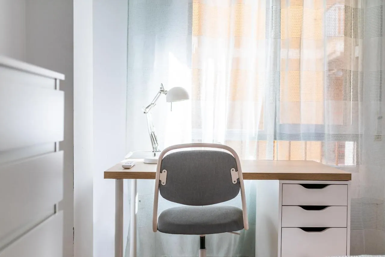 Modern Plaza De Toros Apartment With Free Parking Granada