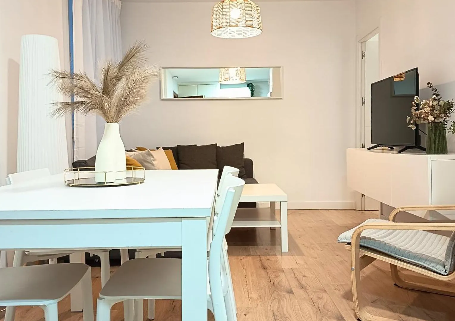 Modern Plaza De Toros Apartment With Free Parking Grenada
